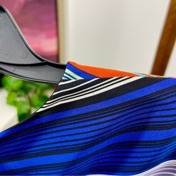 Diane von Furstenberg Short-Sleeve Tailored Dress Size 12 - Picture 10 of 12